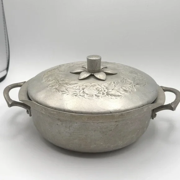 Everlast Forged Aluminum Casserole Serving Dish Lid Floral Silver Vintage Good