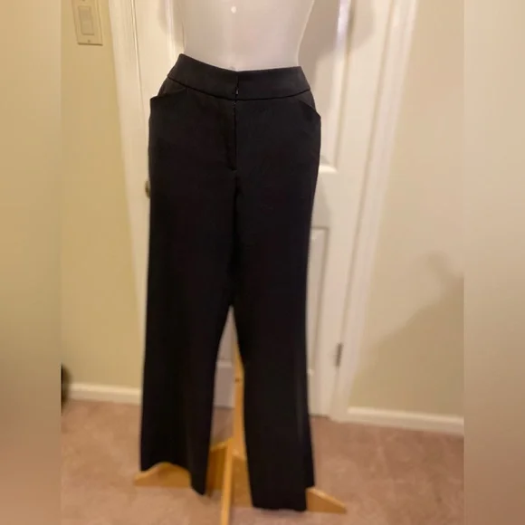 Ann Klein - Woman’s black straight leg high rise trousers, Size: 6