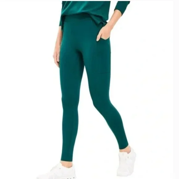 NWT Lou & Grey the Ponte Pocket Legging in Esmerald Green Side Pockets Size S