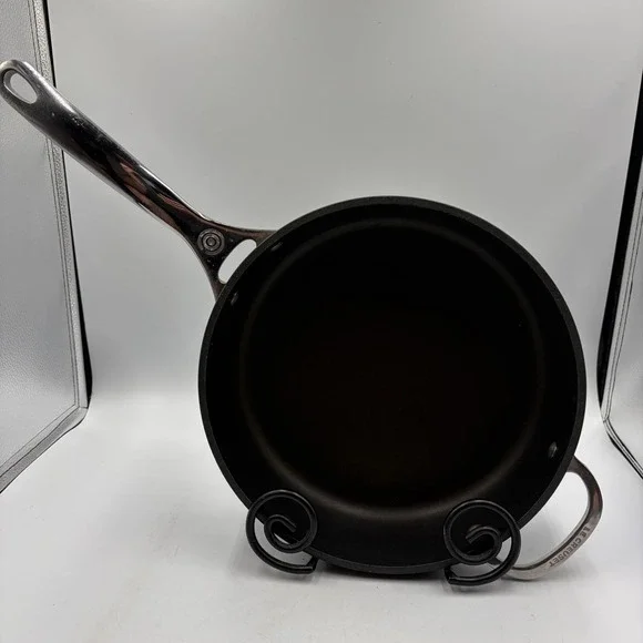 Le Creuset Toughened Non-Stick Deep Sauté Frying Pan Helper Handle 10.5