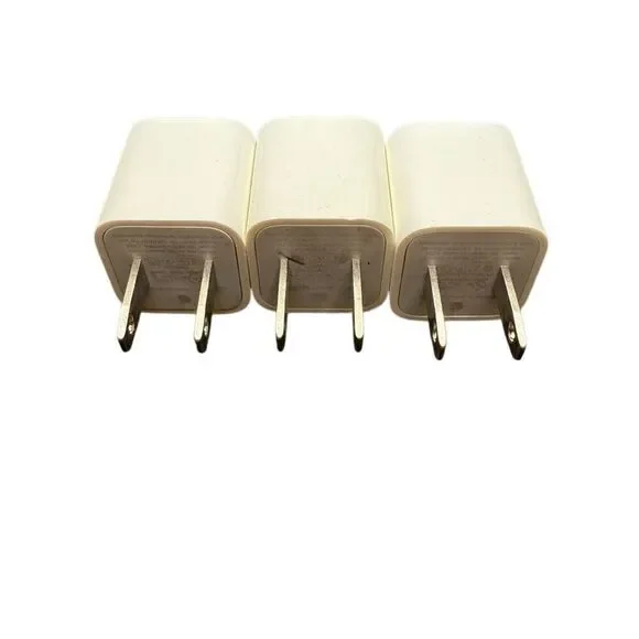 Set of 3 USB apple phone / electronic plugs
