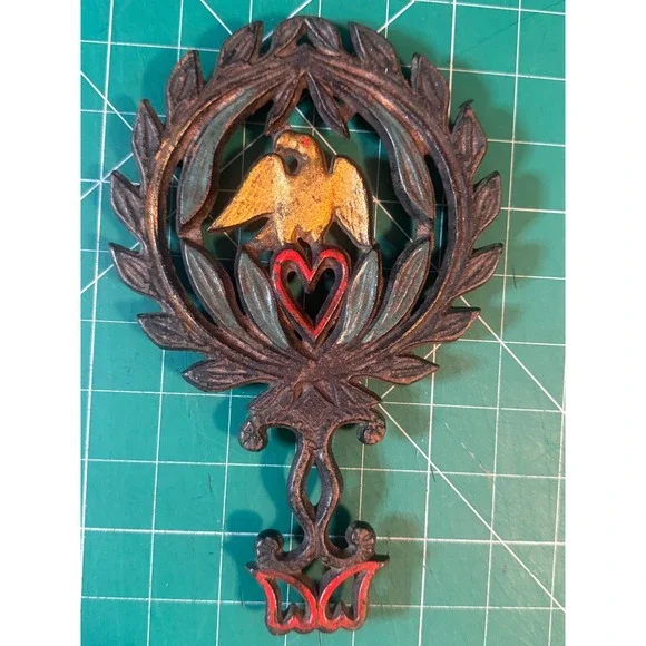 Cast Iron Trivet Eagle Heart Laurel Wreath Vintage JZH 1949 Patriotic Americana