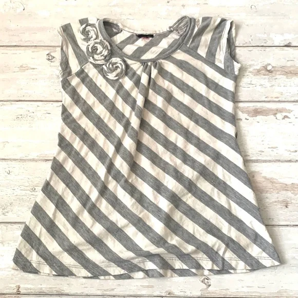 Girls 6/7 Gray White Striped Shirt Short Sleeves The Children’s Place Size 6 7