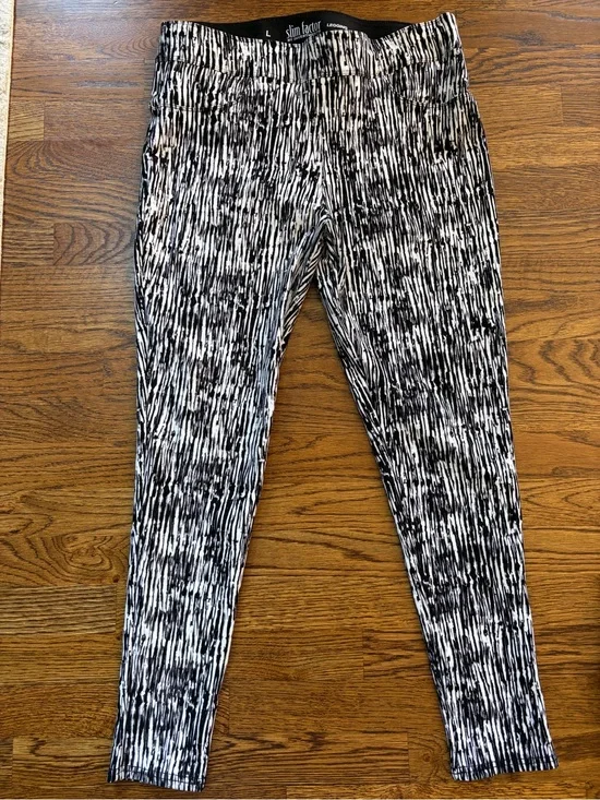 Investments Slim Factor Black and White Leggings, Large, Avant Garde, Monochrome