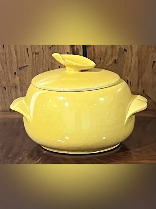 Frankoma Vintage Pottery 4V Crock Pot