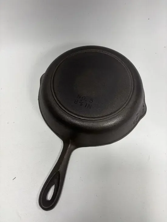 Vintage Cast Iron Skillet No 5 8 1/8” Heat Ring Restored USA