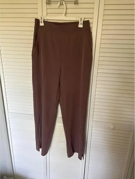 Womens Woven High Rise Straight Leg Pants M