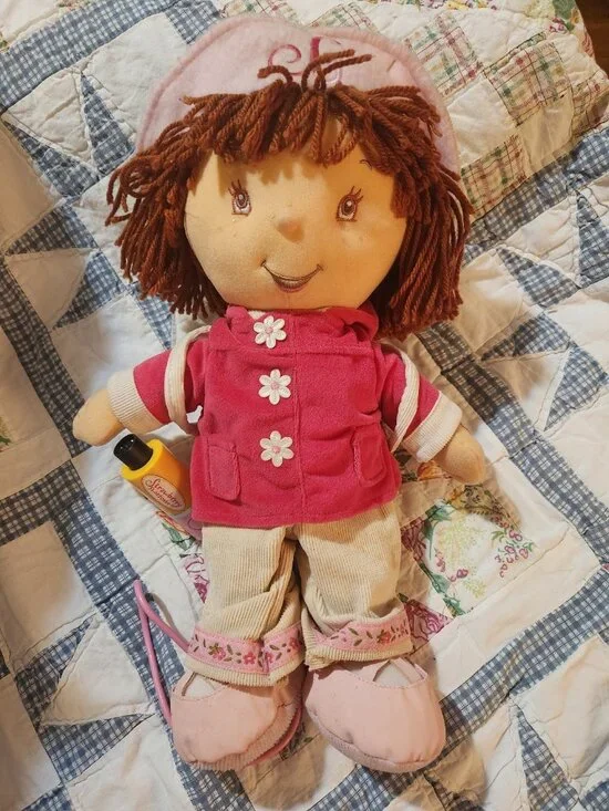 Strawberry Shortcake Singing Surprise Doll 2004