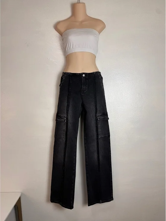 Fashion Nova Black Wide Leg Cargo Jeans with Side Pockets size Small