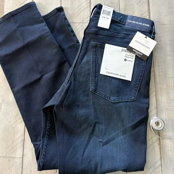 NWT Calvin Klein Jeans Men's Straight Jeans - Dark Navy Size 32Wx30L