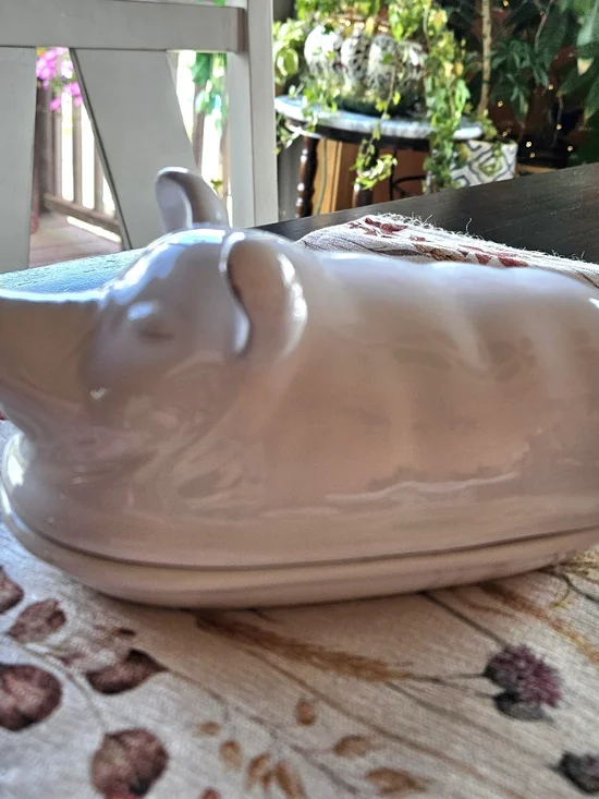 Farmyard Collection White Ceramic Pig Covered Butter Dish New