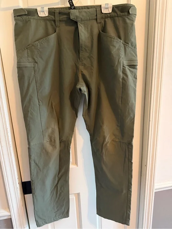Ten thousand Men's Olive Green Utility Pants