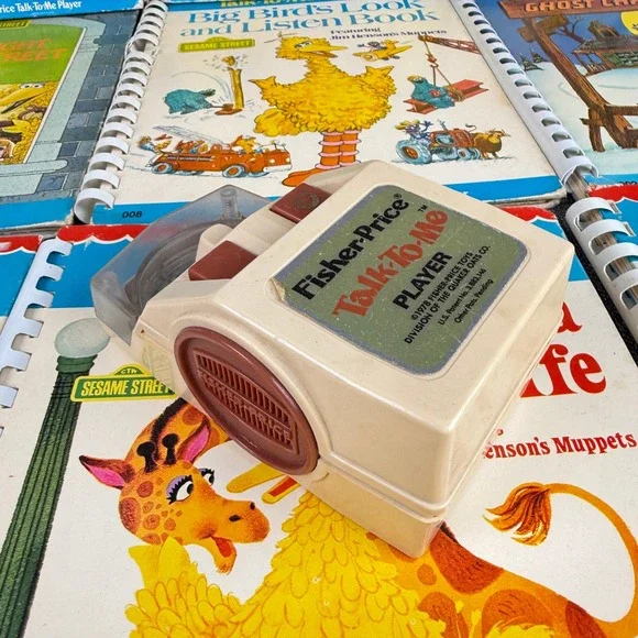 Fisher-Price Talk-To-Me Player  & 12 Books Disney Sesame Street Vintage 1978