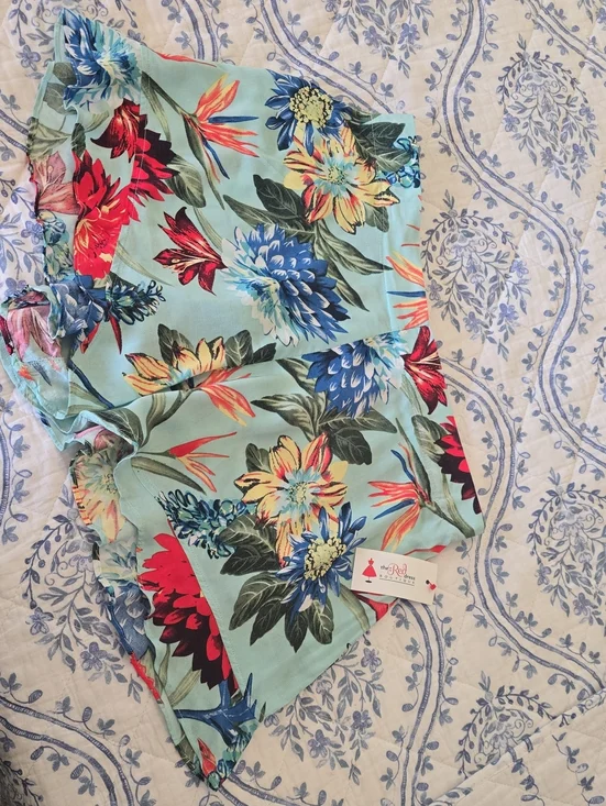 Umgee Boutique Floral Flutter Hem Lounge Shorts Sz L