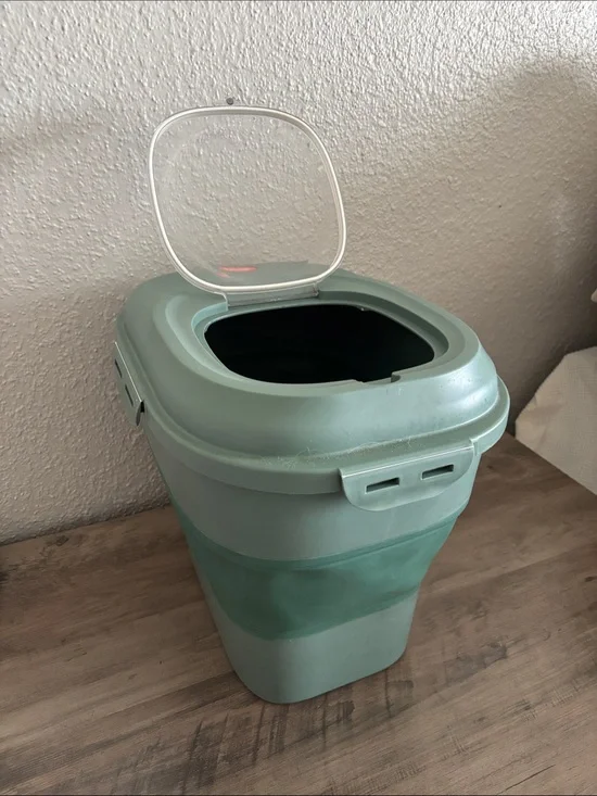 Mint Green Dogfood Container with Flip Lid