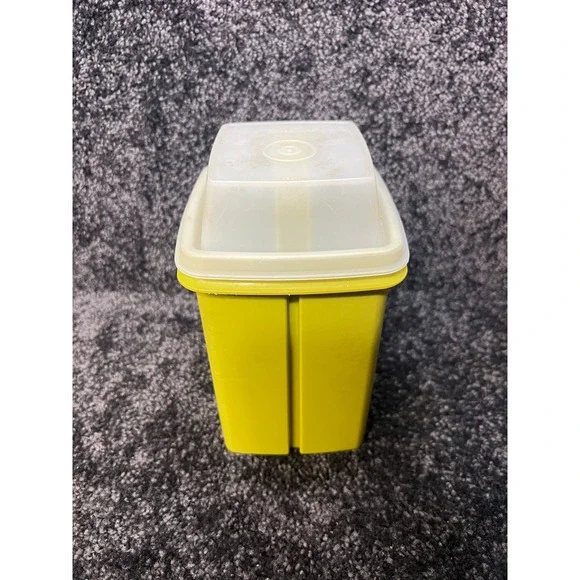 Tupperware Pick-A-Deli Pickle Keeper Container Set Avocado Green 3 Pcs‎ 1330-7