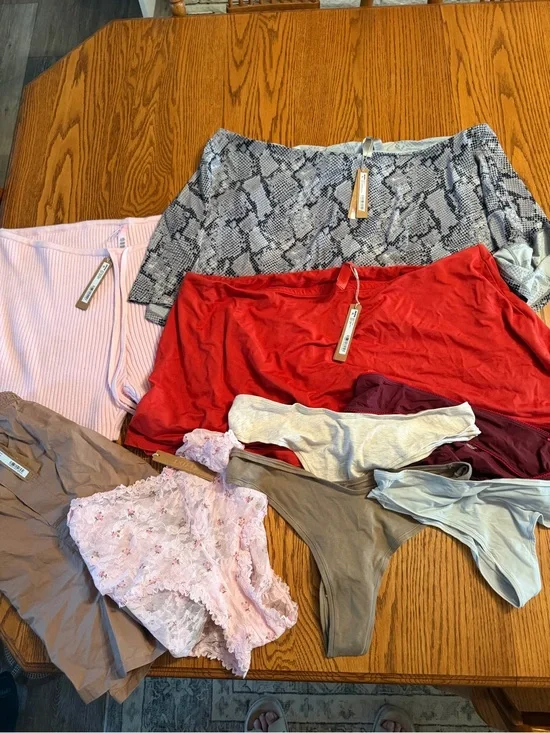 SKIMS 3X Lot