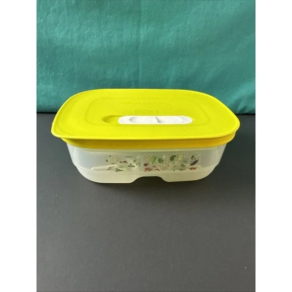 Tupperware Fridgesmart fridgemate small low 800ml
