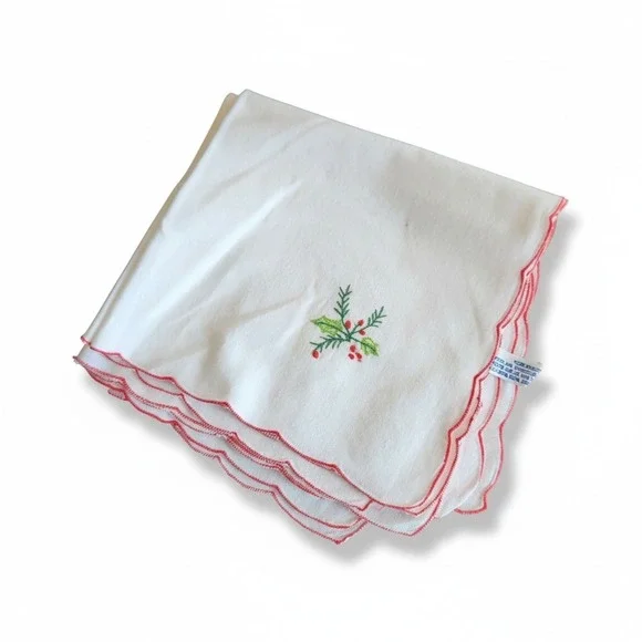 Imperial Elegance Napkins‎ HOLLY Scalloped 100% Cotton 15
