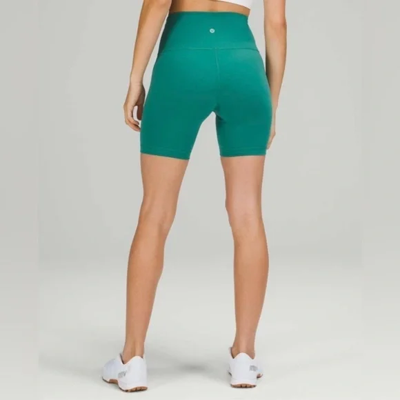Lululemon Wunder Train High-Rise Short 6