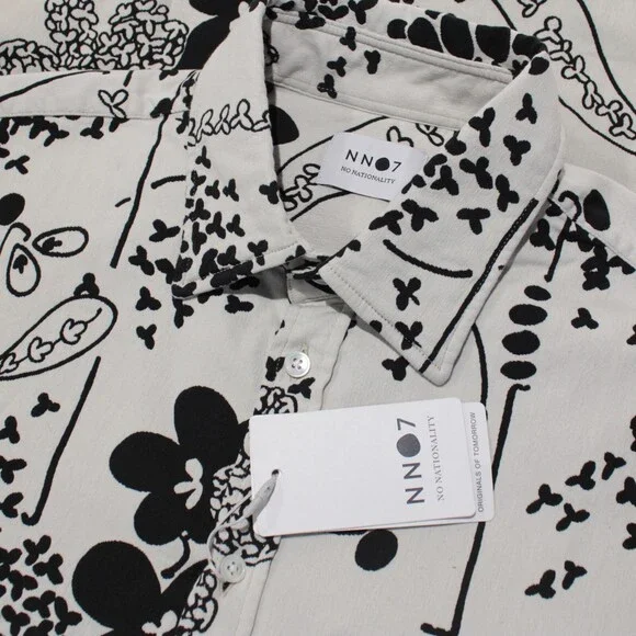 No Nationality NWT Hans Casual Button Down Shirt Size Medium in Ecru & Black