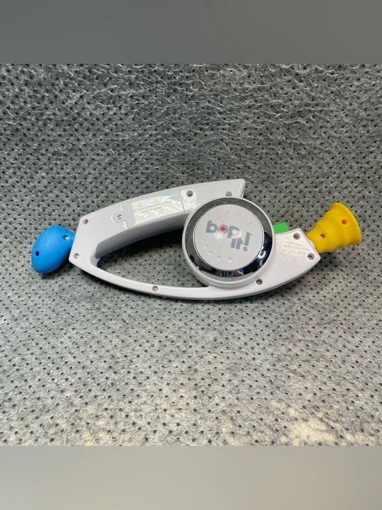 2008 Hasbro Bop It! Electronic Handheld