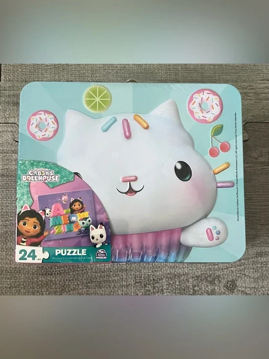 Spin Master Gabby’s Dollhouse 24-Piece Jigsaw Puzzle Tin Carry Case Cardboard