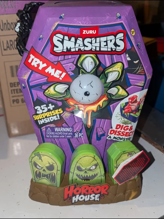 Zuru Smashers Horror House Playset with 35+ Surprises and Monster Dissection