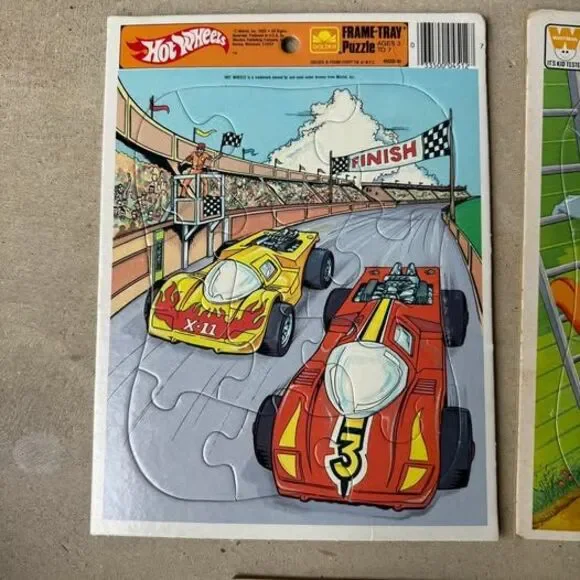 5 Vintage Frame-Tray Puzzles Hot Wheels, Woody Woodpecker, Road Runner