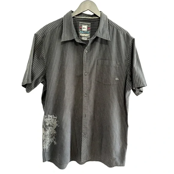 Quiksilver Pinstripe Graphic Button Down Shirt Size XXL Black White