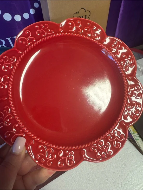 Princess House Glossy Red Scalloped Serving Plate