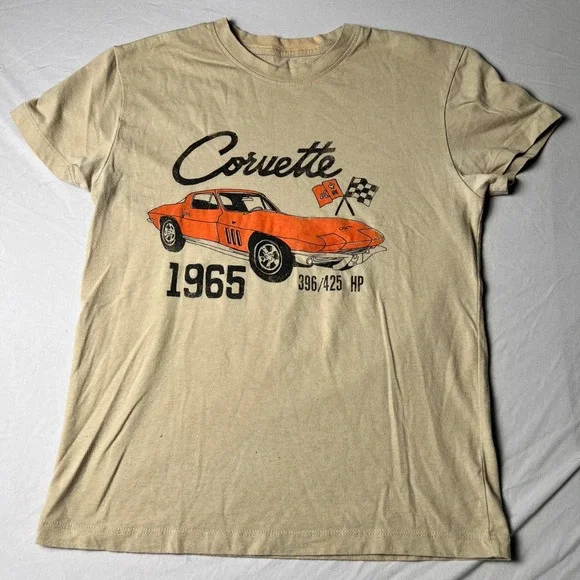 GM Corvette 1965 Stingray Graphic T-Shirt Tan XS Mens Womens Racing Tee