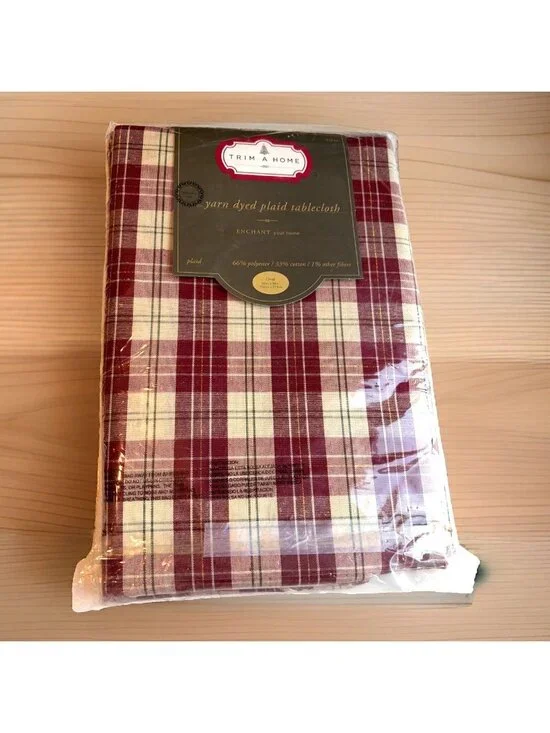 Trim A Home Yarn Dyed Plaid Tablecloth Red Metallic Oval 60x84