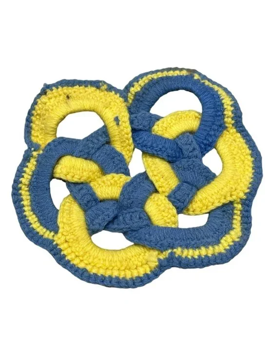 vintage crocheted amish style knot pot holder trivet blue yellow 8