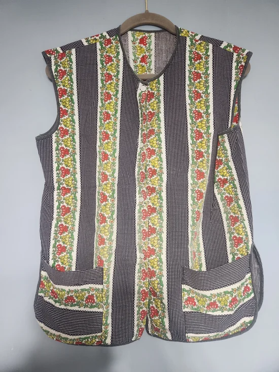 Floral Stripe Vintage 60s 70s Cobbler Apron House Smock w Pockets. Button Close