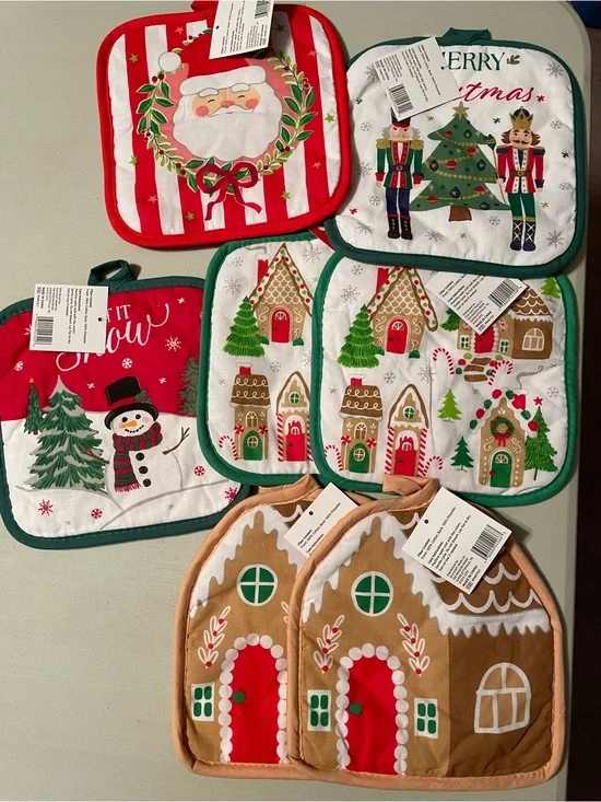 Christmas Holiday Pot Holders Set - Santa, Snowman, Nutcracker & Gingerbread New
