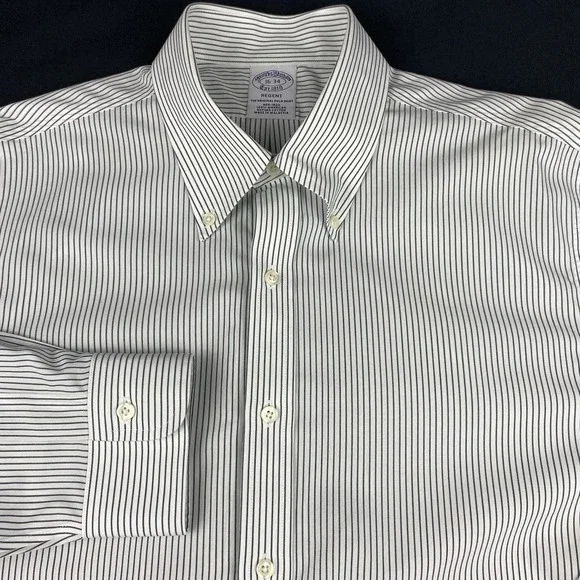Brooks Brothers Dress Shirt Mens 16-34 White w/Green Pinstripes Regent No Iron
