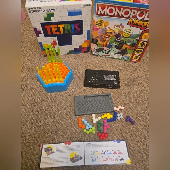 Junior Monopoly , TETRIS, KANOODLE GAMES