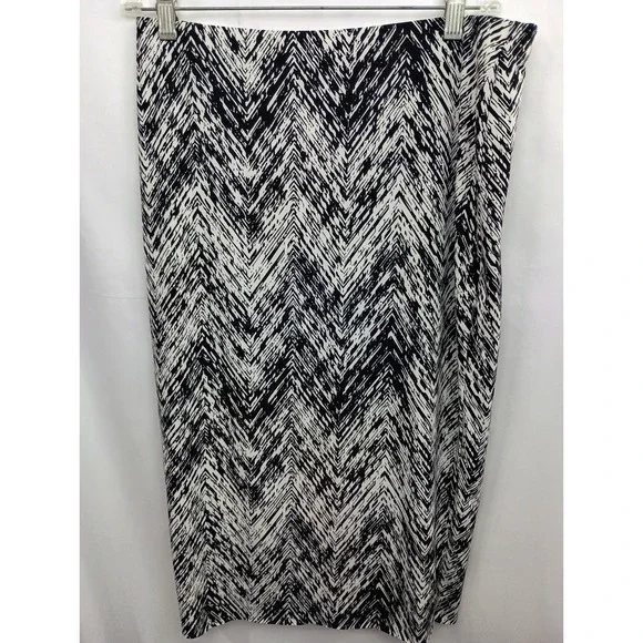 Vince camuto s black white chevron pattern pencilskirt office work church travel