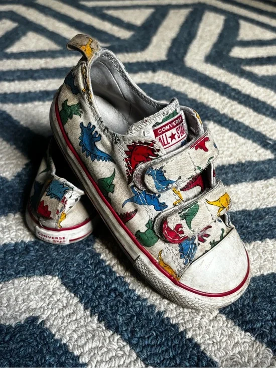 Converse Kids White Canvas Sneakers with Red, Blue, Green, Yellow Dinosaur Print
