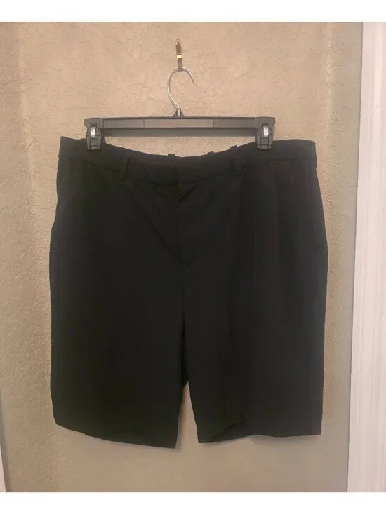 Nike Golf Men's Black Performance chino Golf Shorts size 40