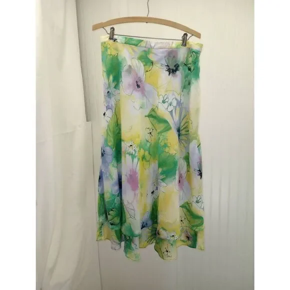 Napa Valley, 2 tier , floral midi skirt.size 14