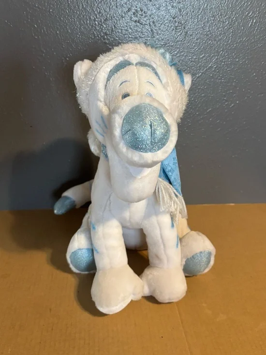 Disney Store Snowflake Tigger Pals Plush Stuffed Collection