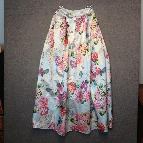 Nights by Teeze Me sz 1 formal maxi skirt satin POCKETS chic floral prom glam
