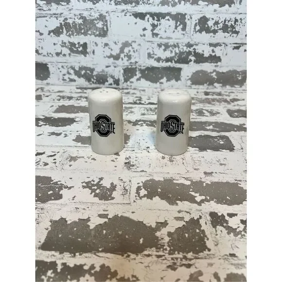 Ohio state buckeyes salt and pepper shakers