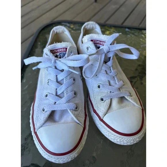 Converse Kids All Star Canvas Sneakers White Low Top‎ Lace Up Youth Sz 2 Shoes