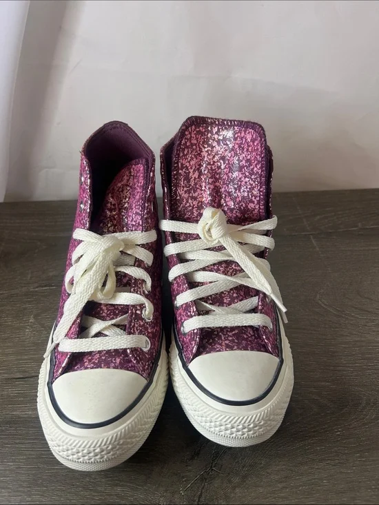 Converse Kids High-Top Glitter Sneakers in Shimmery Fuchsia and White