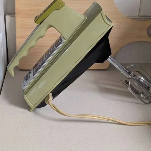 Vintage Sunbeam Mixmaster 5-Speed Hand Mixer