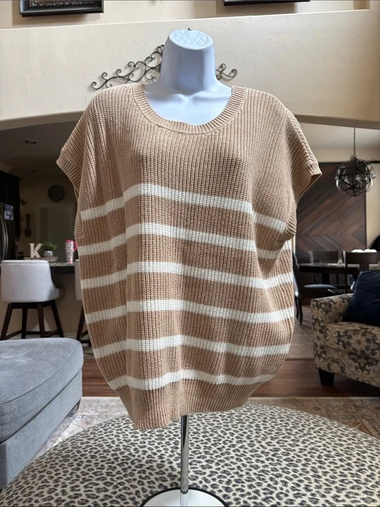 Francesca's Collections Beige & White Striped Scoop-Neck Sweater