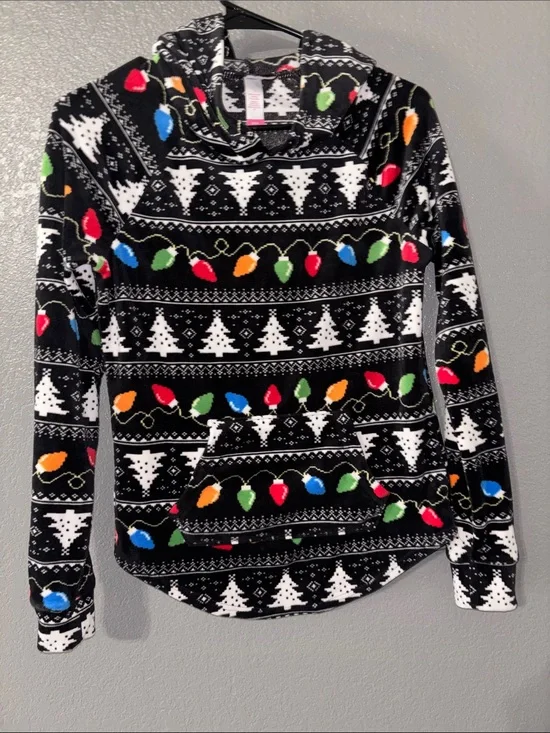 No boundaries Christmas sweater 🎄